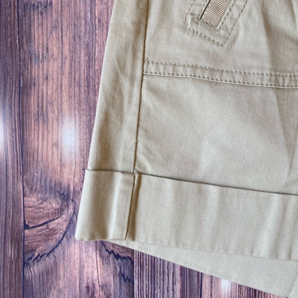 White House Black Market WHBM shorts - Picture 3 of 7